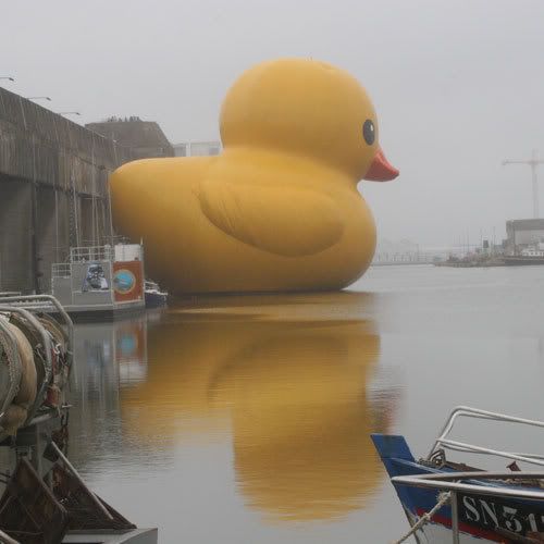 big rubber duck photo: Big Fucking Rubber Duck yellow20duck.jpg