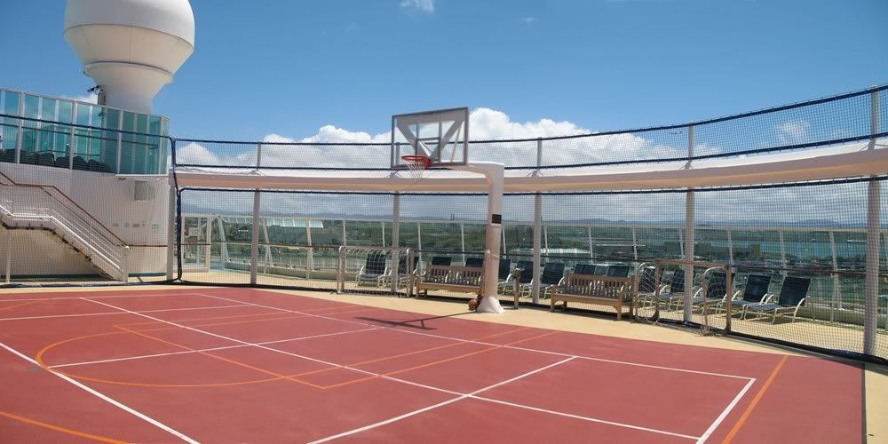 Basketballcourt.jpg