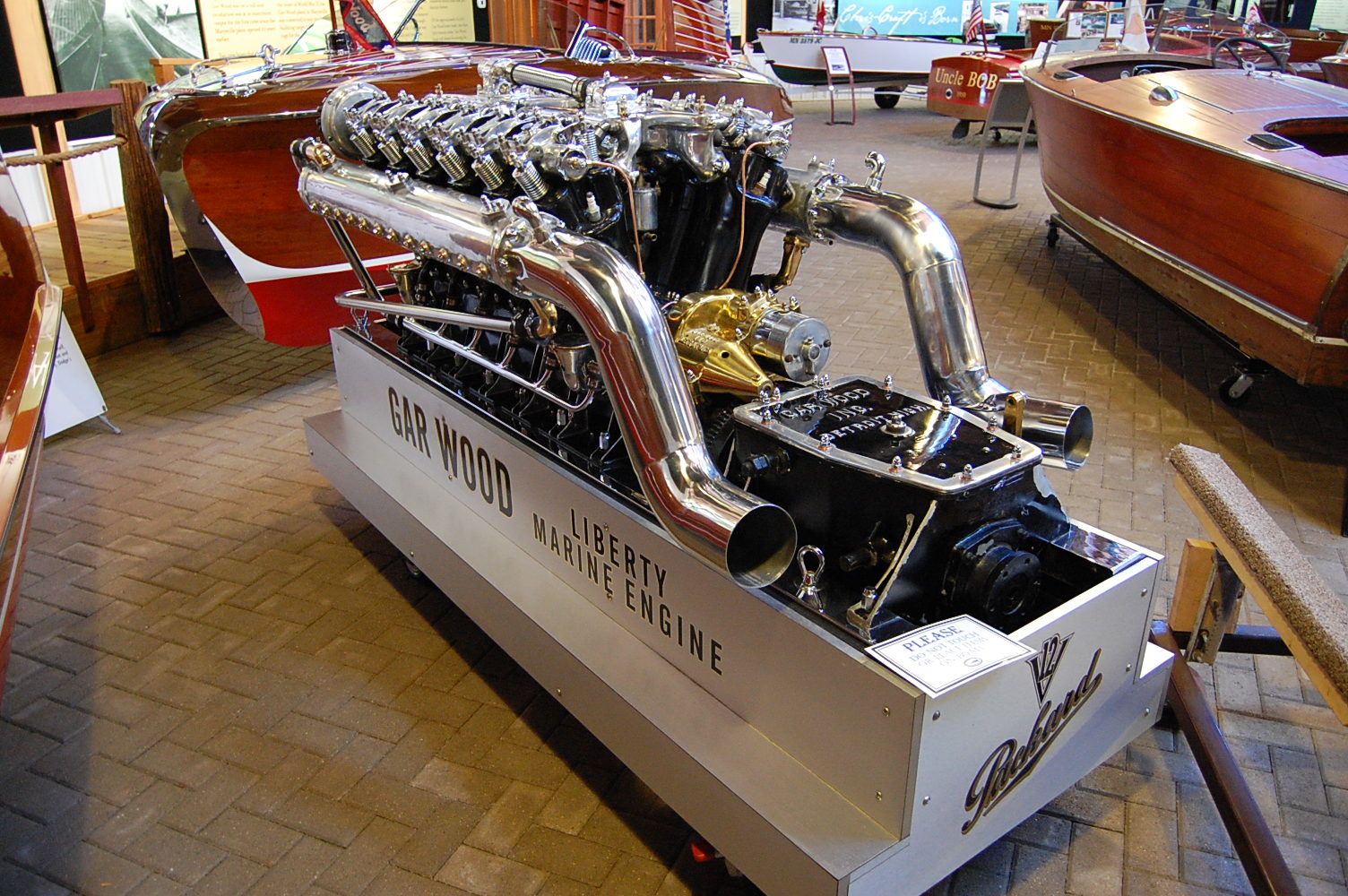 V12 engineering bmw marine #2