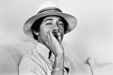 Barack+obama+smoking+a+ 2011