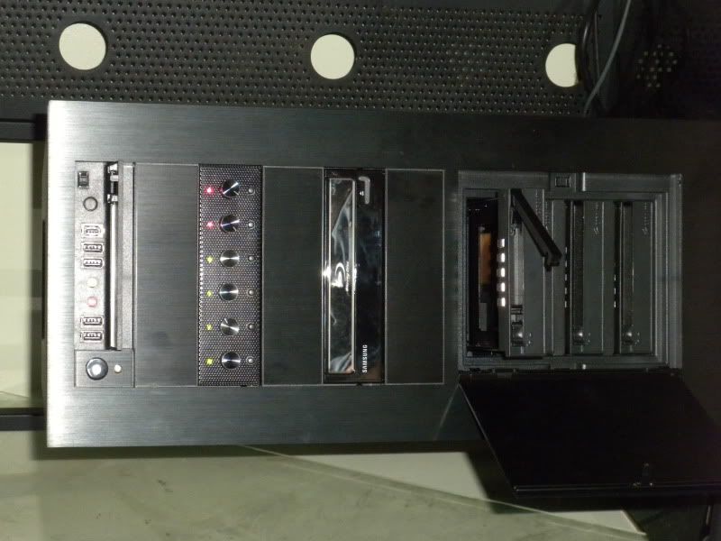 casefrontpanel.jpg