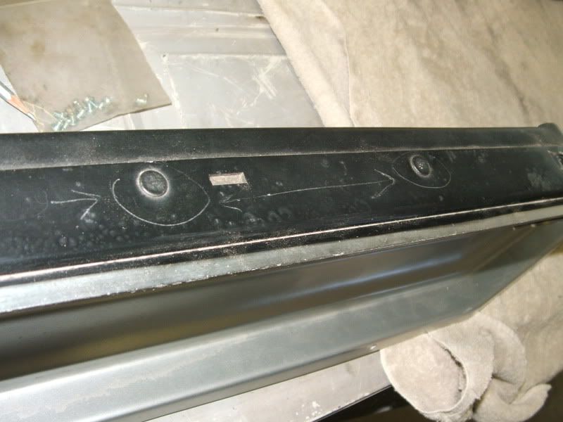 On a 69 Nova SS grill are the 4 flat head rivets the upper flange blacked 