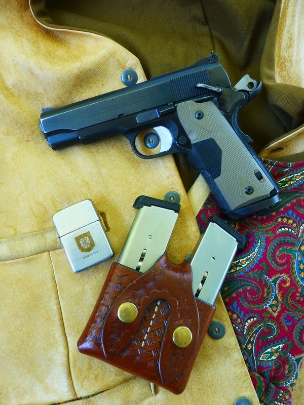 Ranger belt with Colt 1911 M45A1 - Blue Beard Leather