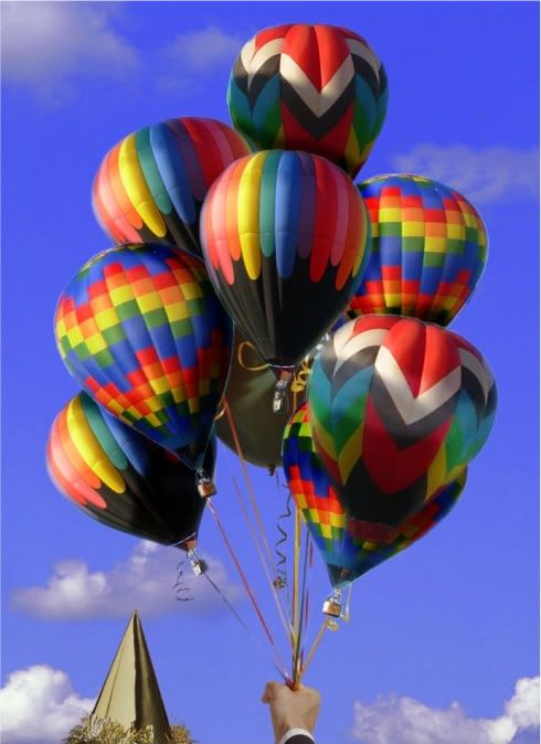 Bunch-of-Big-Balloons-55536.jpg