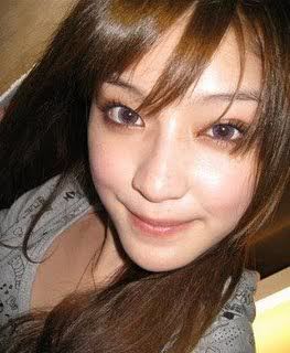 http://i18.photobucket.com/albums/b115/rainydr3ams/Geo%20Contact%20Lenses/geonudyvioletch-621RM30.jpg?t=1256062121