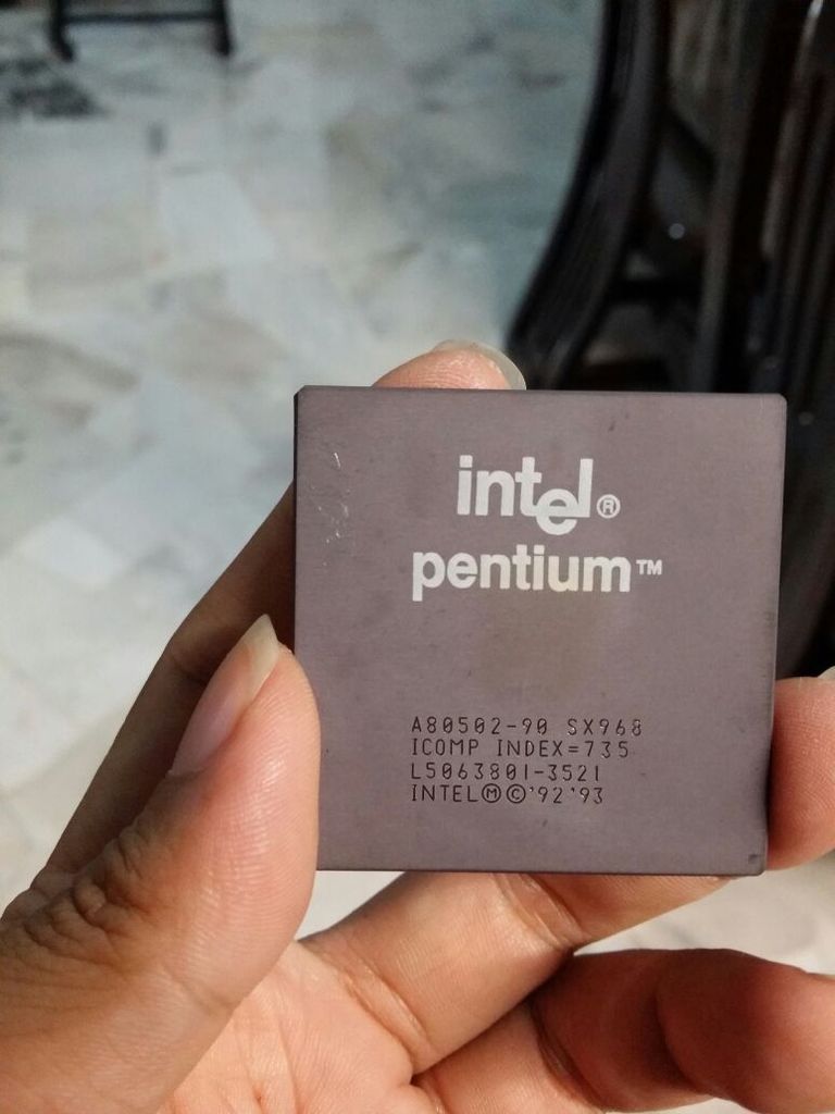 Pentium%2090Mhz.jpeg