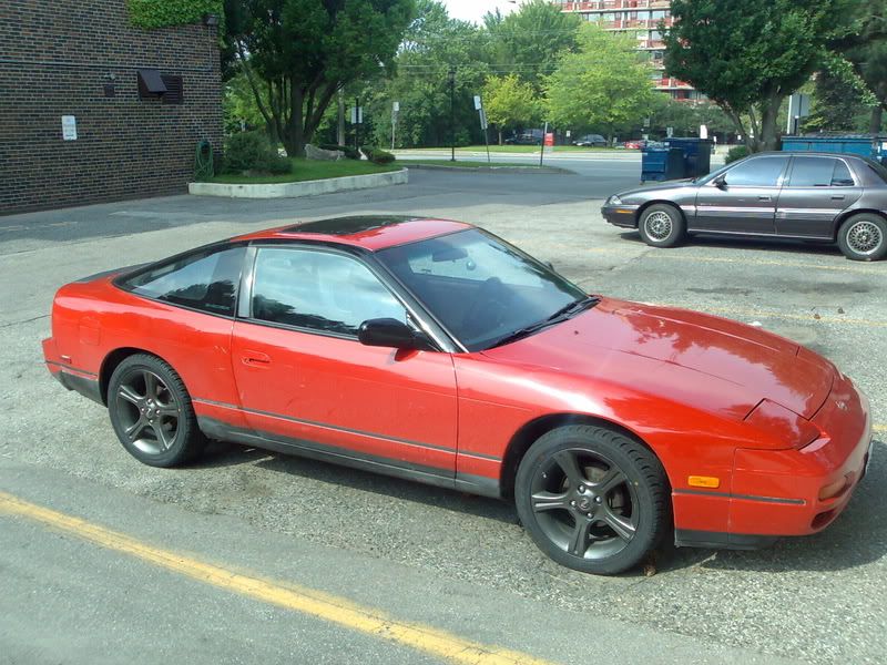 http://i18.photobucket.com/albums/b119/AhmadG/Nissan%20240SX/06262008610.jpg