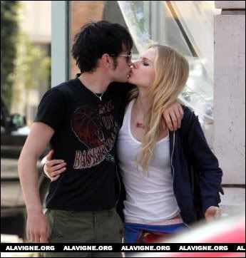 Avril Lavigne and Deryck Whibley 3 Pictures, Images and Photos