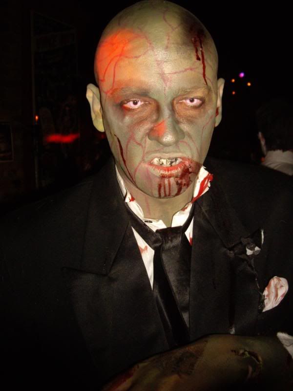 ZombieProm008.jpg