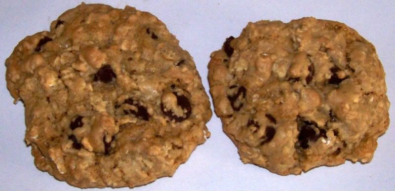 Oatmeal Choc Chip Cookies