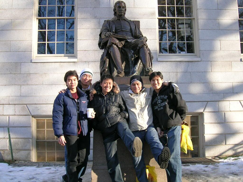 5 of us in front of the Statue of 3 Lies