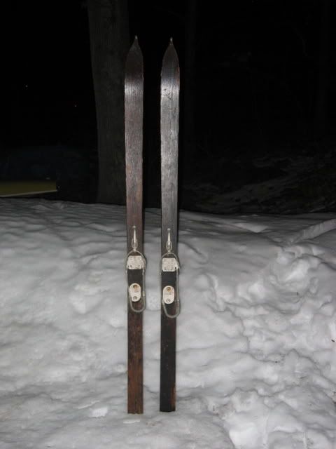 Oldskis0001.jpg