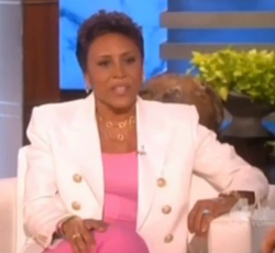 screencap of Morning show host Robin Roberts talking about journalism