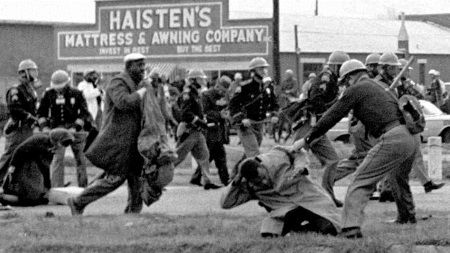 photo of Selma protesters being beaten by police
