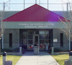 image of the Entrance to FCI Sheridan prison