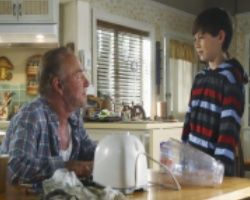 The Cannon giving his grandson bad advice screenshot of James Cann as Terry 'The Cannon' Gannon