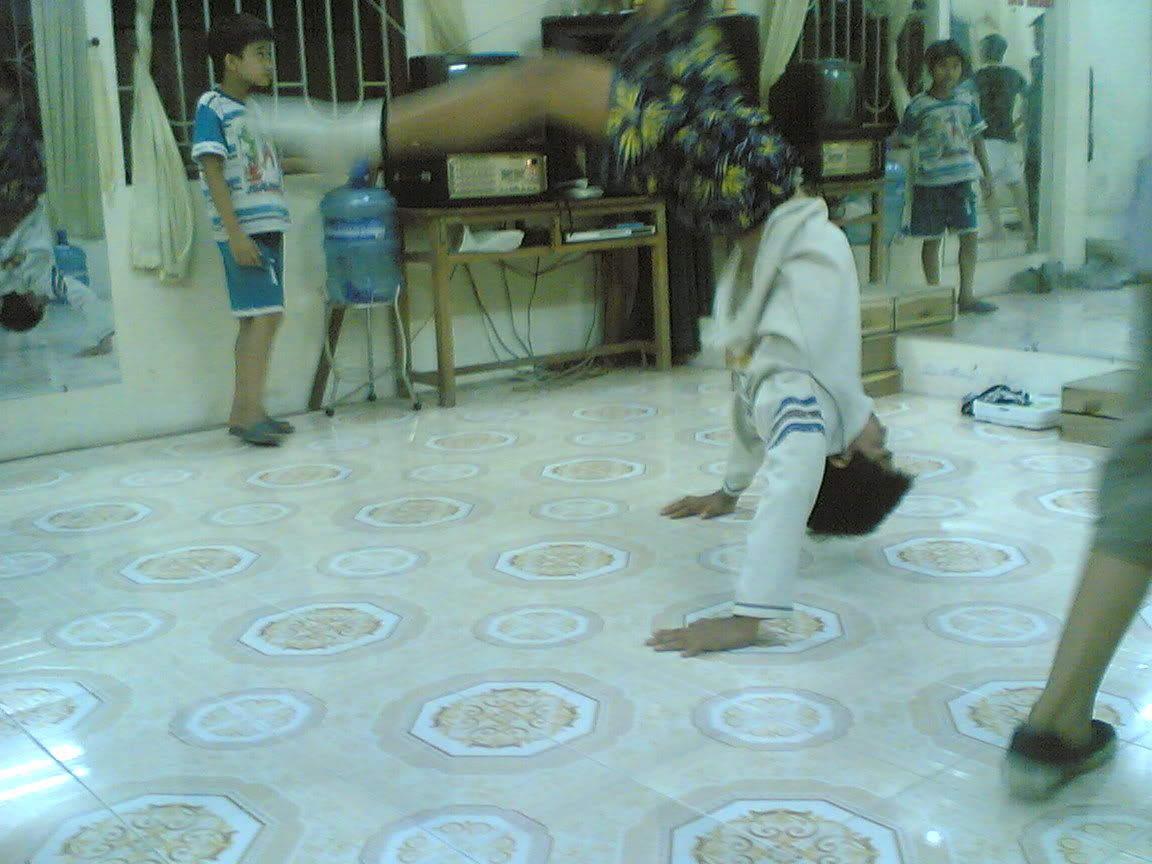 (A?nh hien gio ko hien thi duoc)