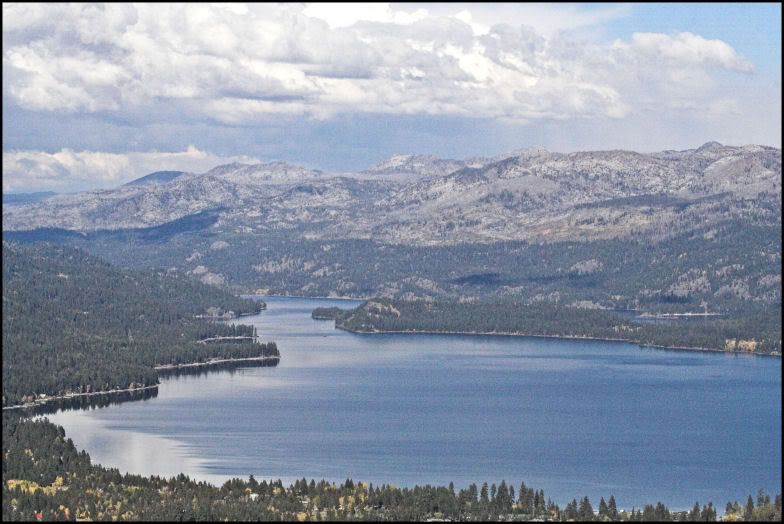 IMAGE: http://i18.photobucket.com/albums/b130/saravrose/the%20challenge/IMG_4258-01.jpg