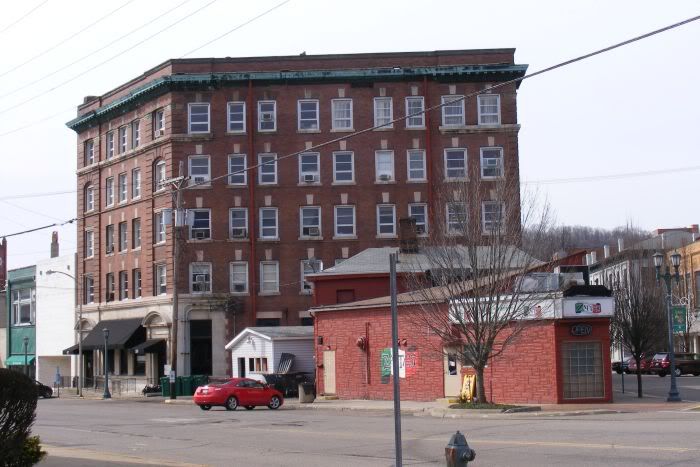 2009_0412East_Ohio0119.jpg