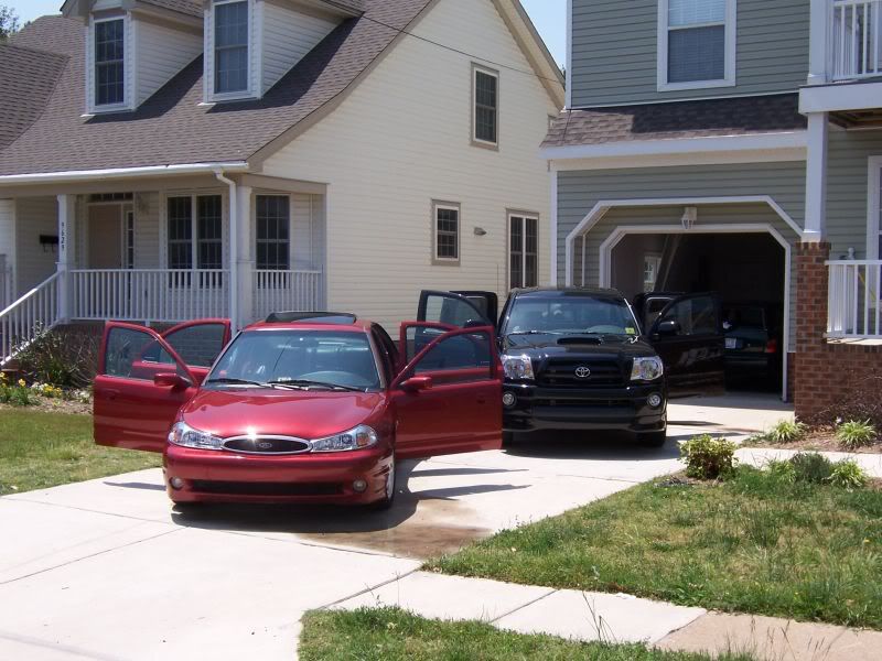 Atthecarwash006.jpg