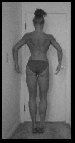 7wo_bw_backpose_reg_chinup.jpg