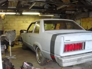 http://i18.photobucket.com/albums/b136/sickcycles/n529857479_855628_3462.jpg