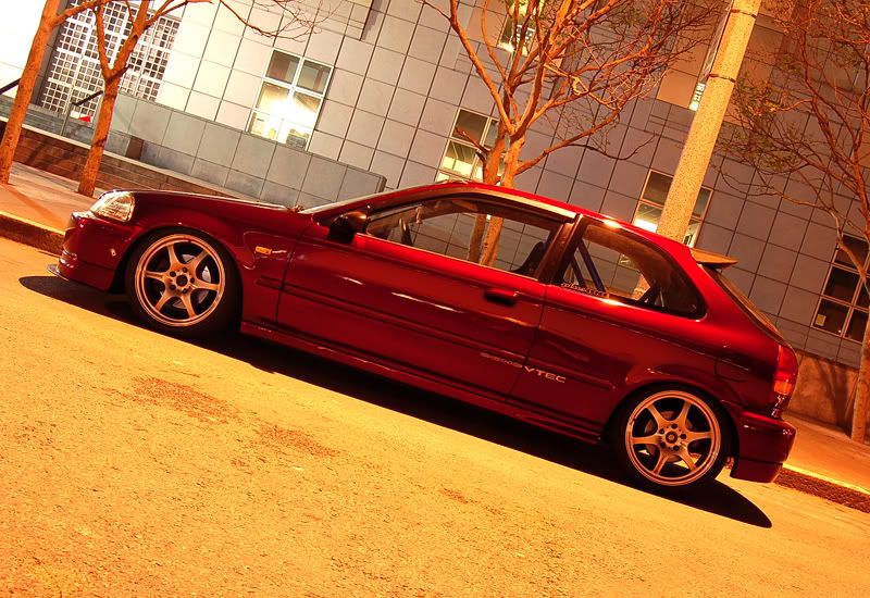 Re Anyone got some pictures of Slammed Civic Eks or Ejs with 17s Options 