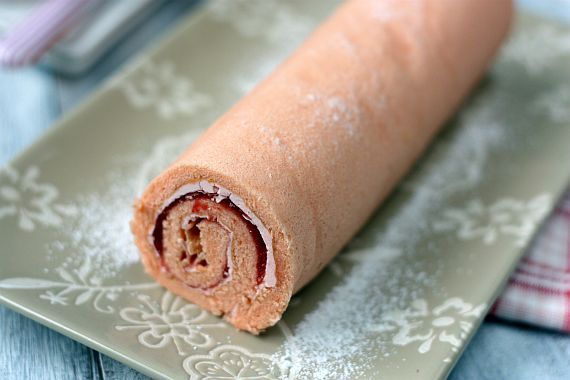 strawberry roll 2