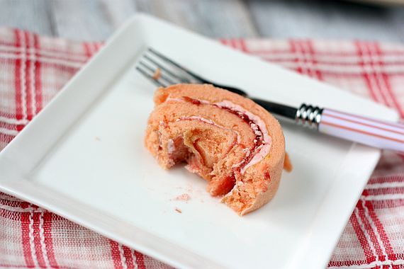 strawberry roll 4