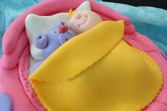 crib cake 3