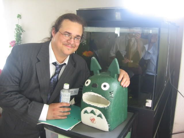 Forum Image: http://i18.photobucket.com/albums/b140/specd357/totoroandsugoi.jpg