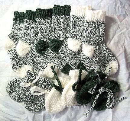 socks and mitts for the dutchicans