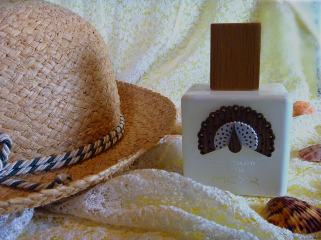 vintage hat MOR Freia perfume