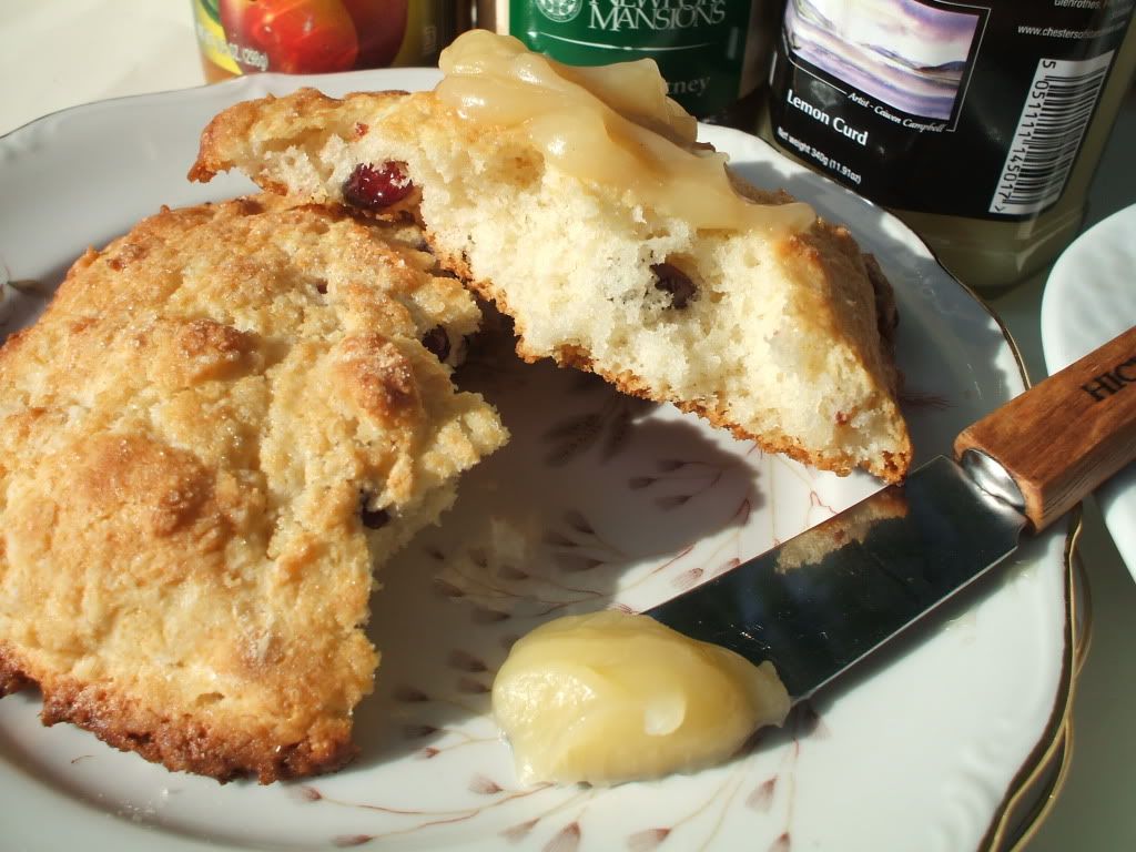 mam gavethat cranberry scones lemon curd