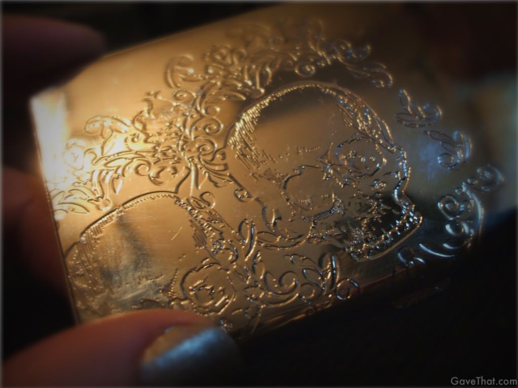mam for gave that silver skull etched card case