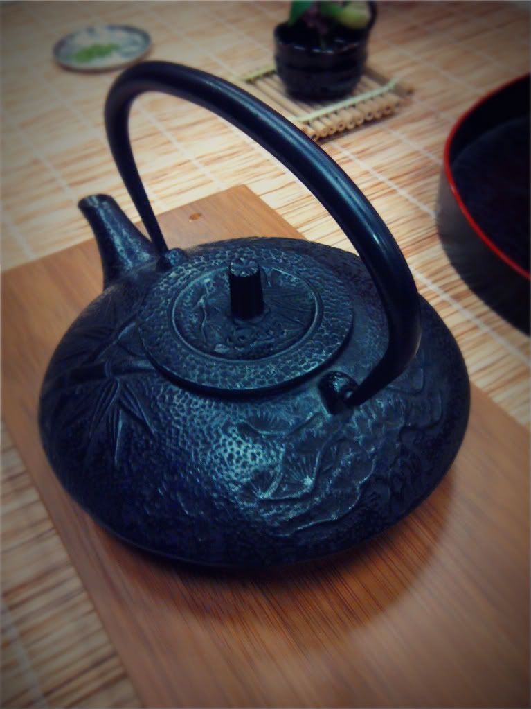 Japanese tea pot