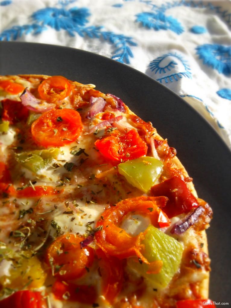 Ristorante Vegetale pizza on a vintage apron
