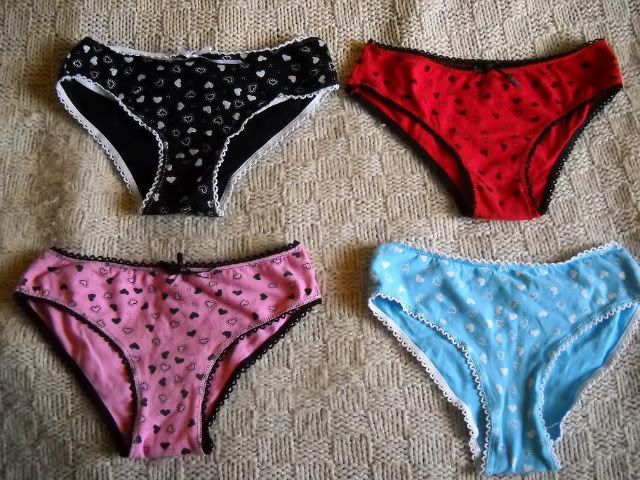 Set of 5 satin pantys sz M 20 all in original packaging