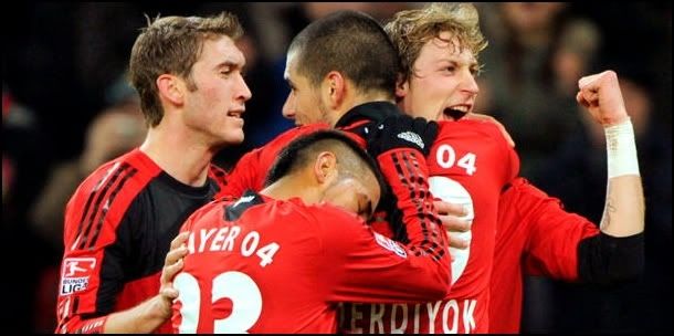 Bayer-Leverkusen-con-Derdiyok-celebra-con-sus-companeros-EFE-21-1.jpg?t=1281374546
