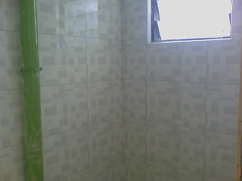 051209-MasterToilet2.jpg