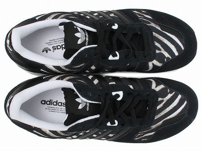 adidas zx 700 zebra