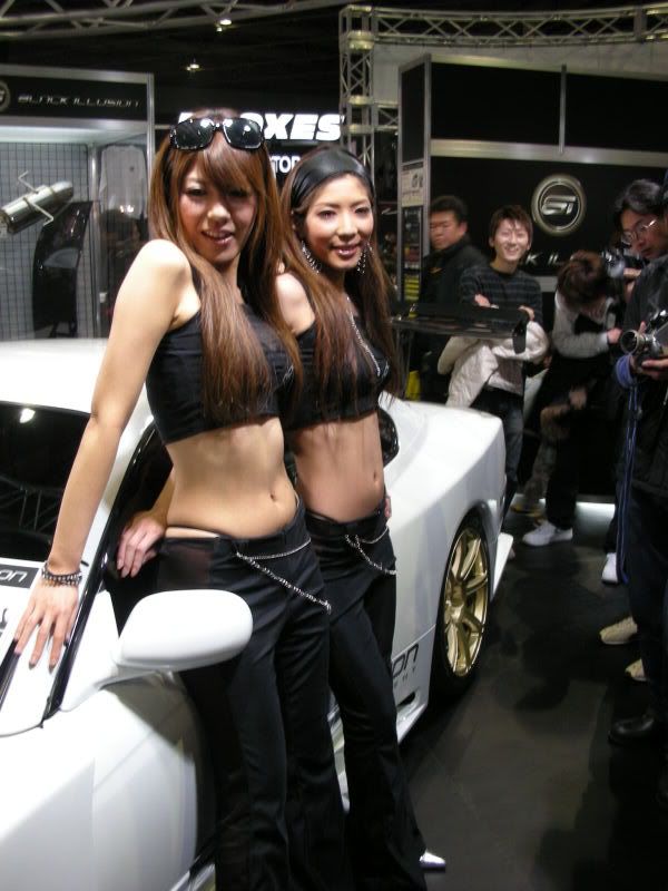 http://i18.photobucket.com/albums/b150/Heatw/In%20Japan%20again%202008/Osaka%20Automessse%202008/DSCN0704.jpg