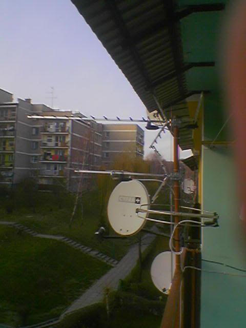 Zakłócenia TV podczas deszczu. Zakłócenia TV podczas deszczu.