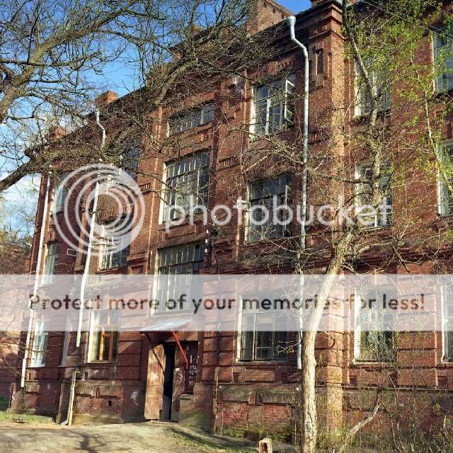 Image hosted by Photobucket.com